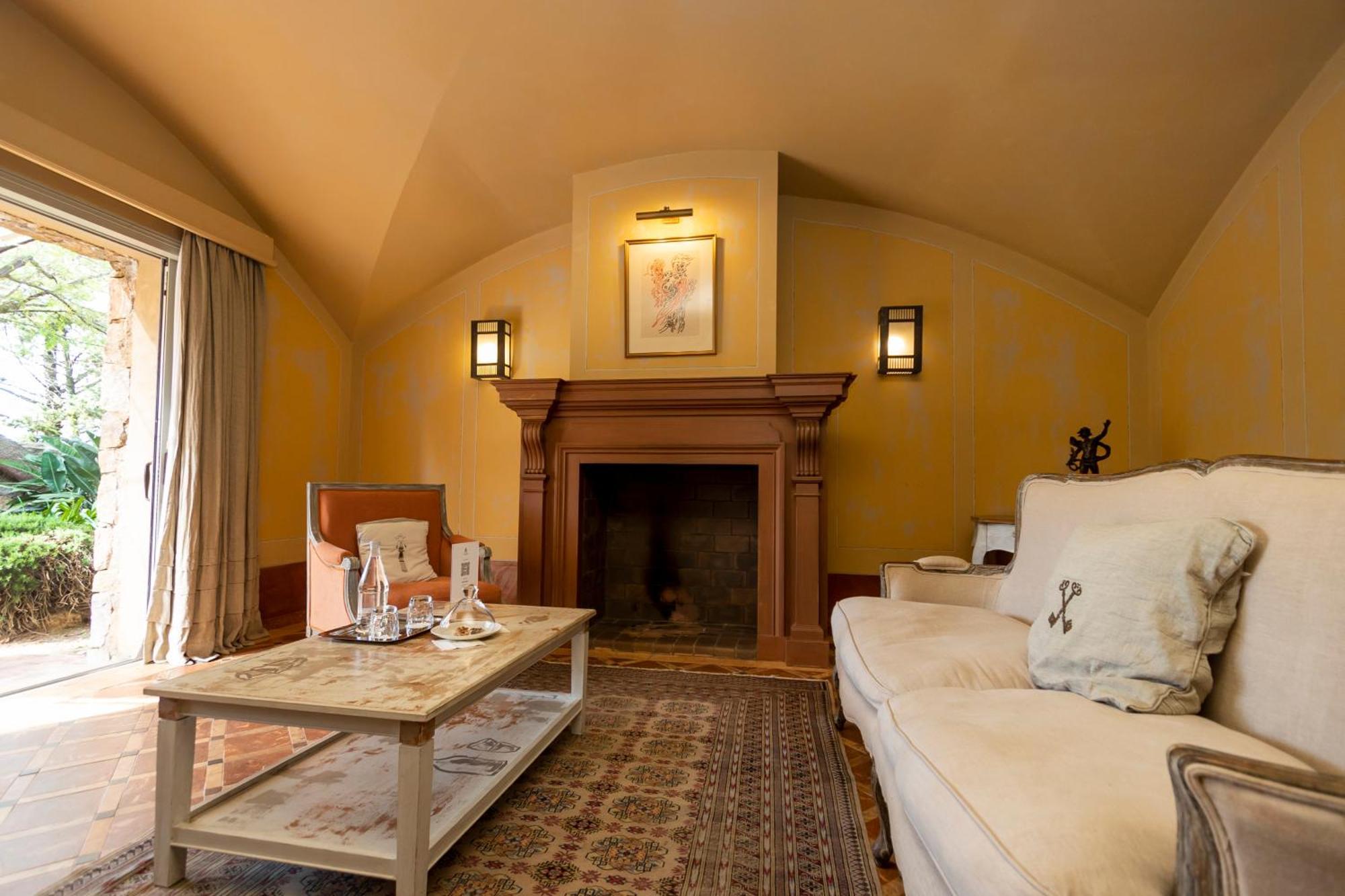 La Signoria Hotel Calvi  Buitenkant foto